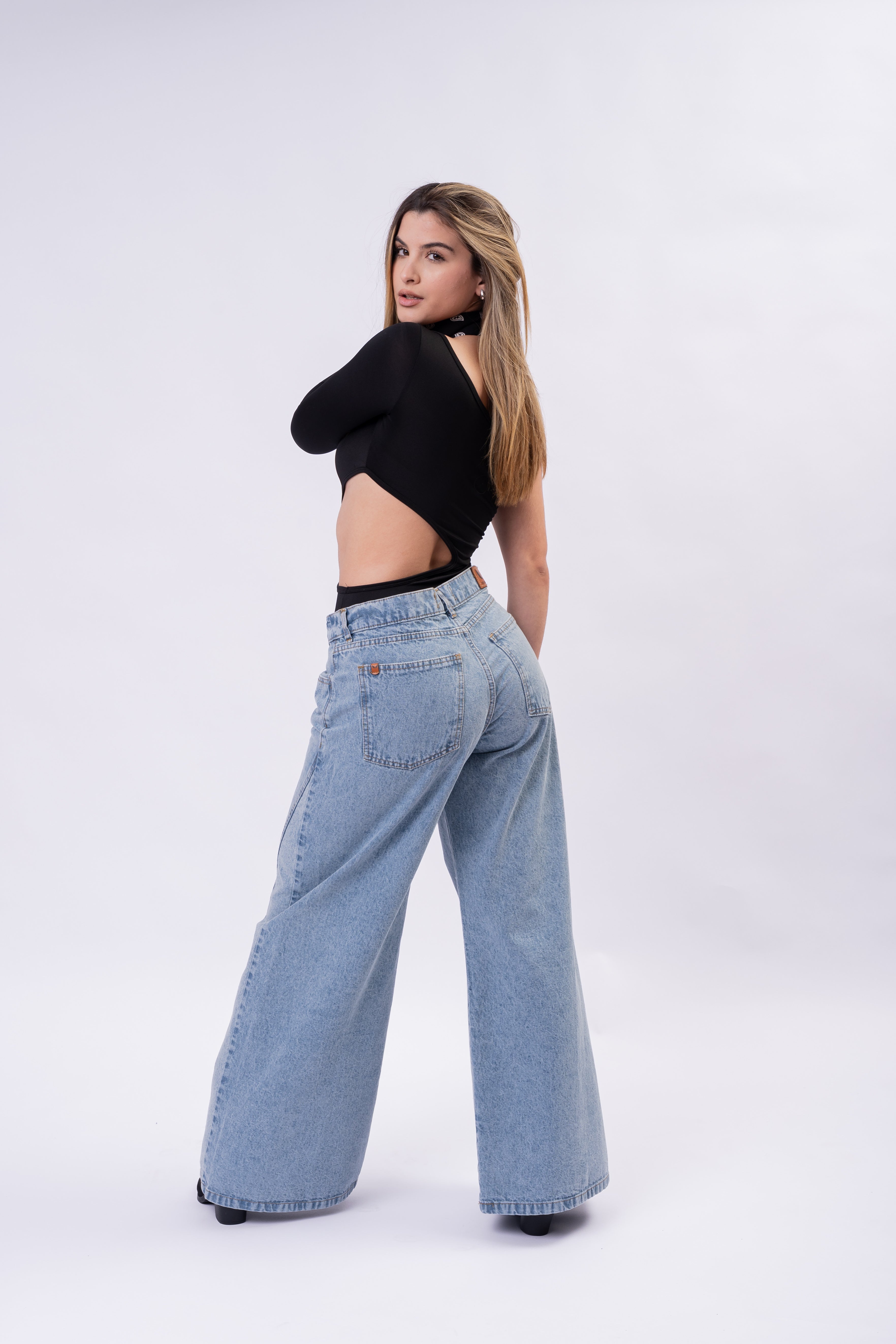 Body Cristina