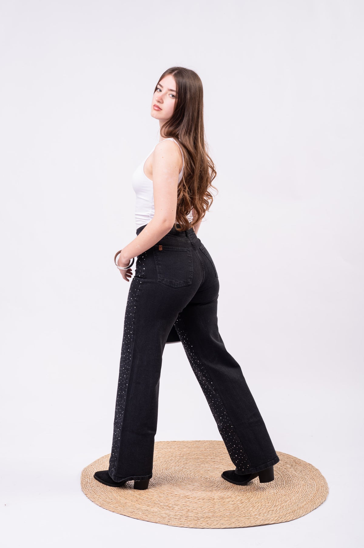 Wide Leg Queen